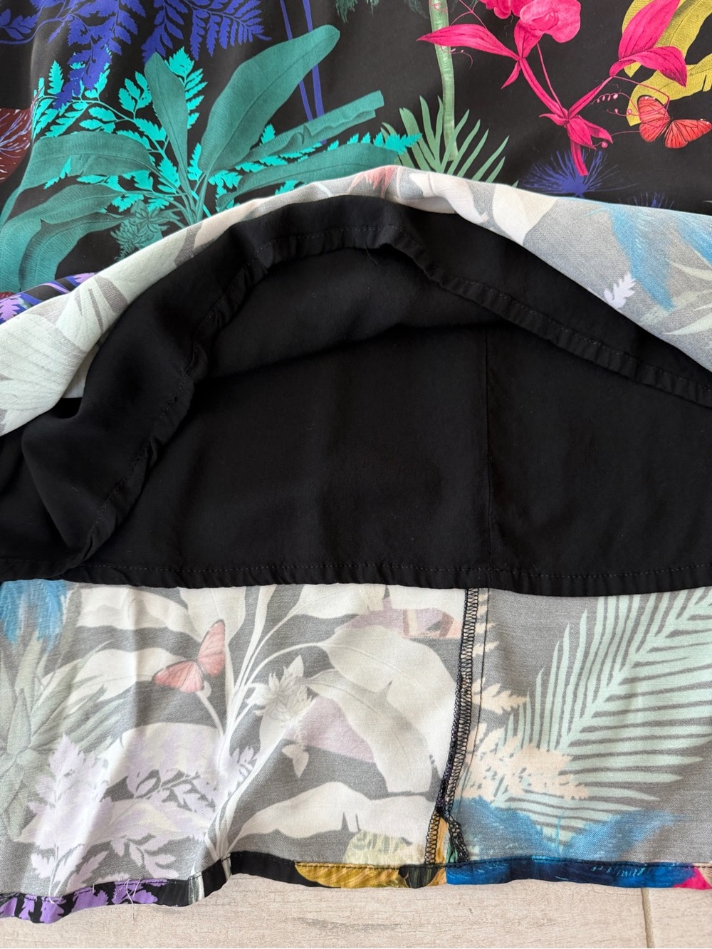 Vilagallo Black Tropical Floral Maxi Dress with Multicolor Botanicals - Picture 13 of 16